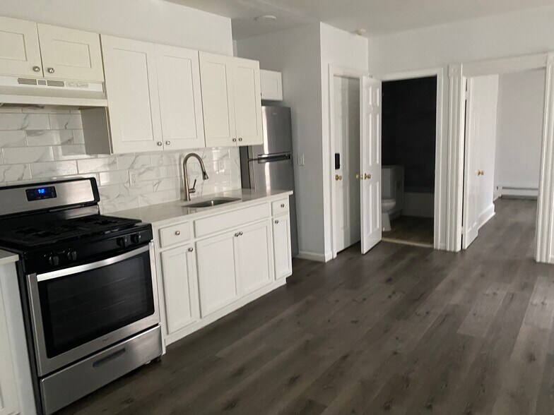 More Photos Of 164 Grove St, New Britain Apartments For Sale