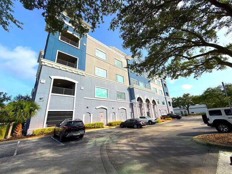 Primary Photo Of 1743 Park Center Dr, Orlando Medical For Lease