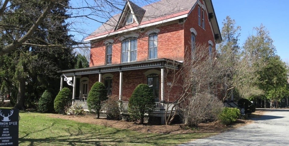 Primary Photo Of 5224 Shelburne Rd, Shelburne Apartments For Lease