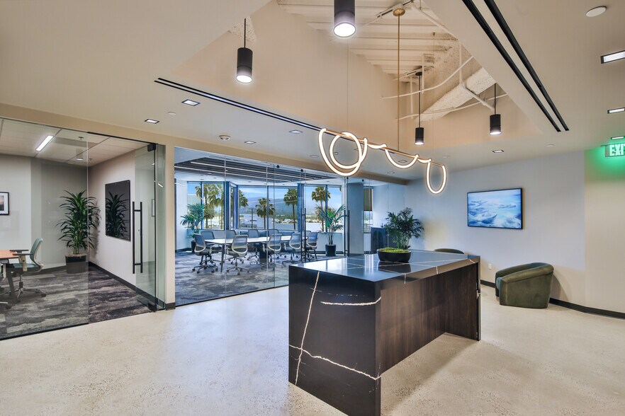 More Photos Of 5990 Sepulveda Blvd, Sherman Oaks Office For Lease