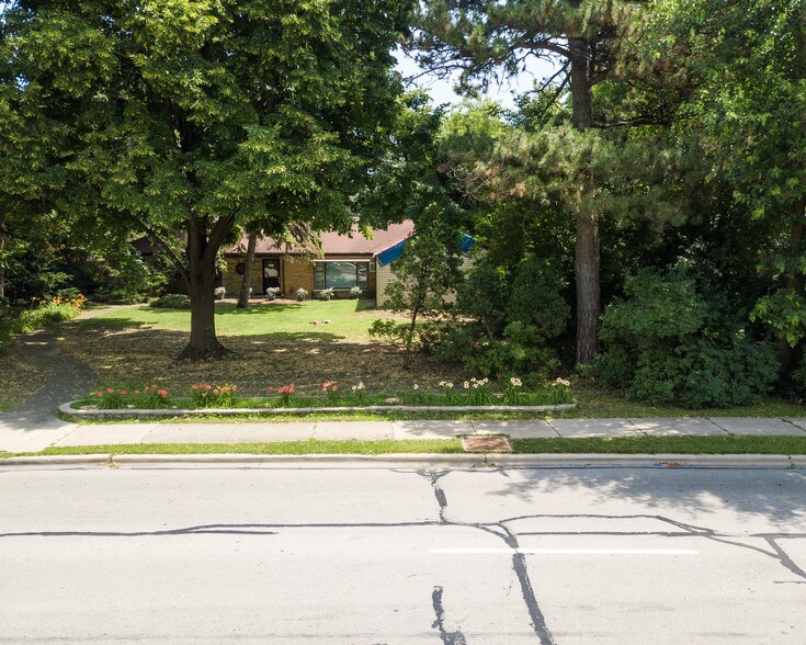 More Photos Of 822 N Washington St, Naperville Land For Sale