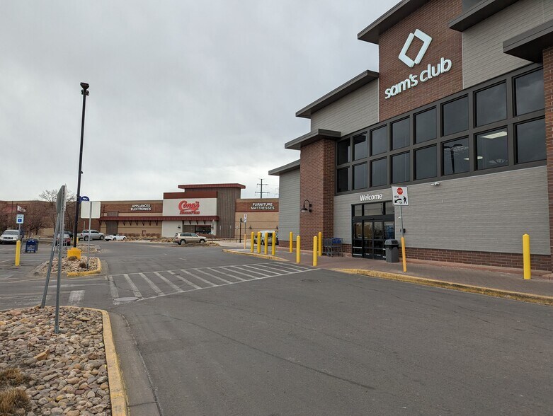 More Photos Of 7310-7490 W 52nd Ave, Arvada Unknown For Lease