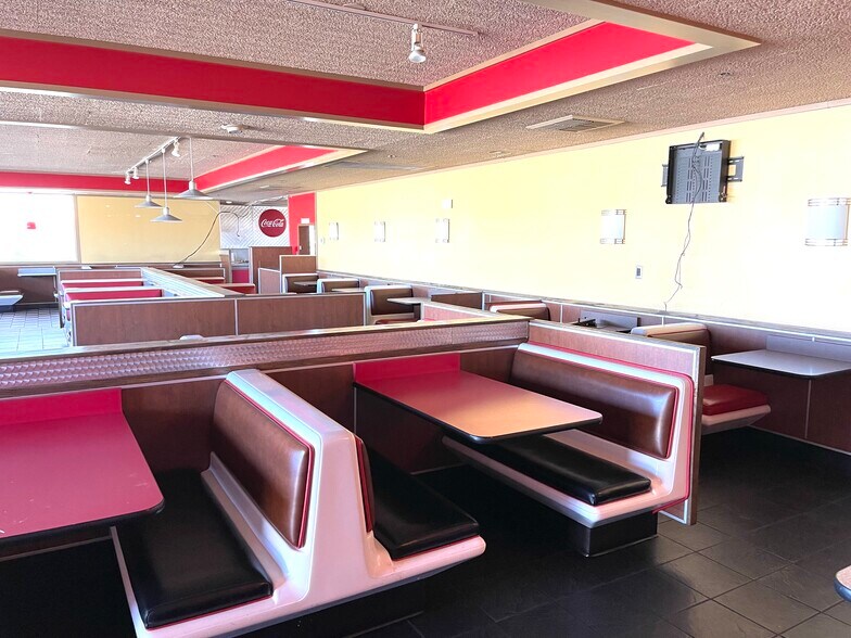 More Photos Of 3380 N Hayden Rd, Scottsdale Fast Food For Sale