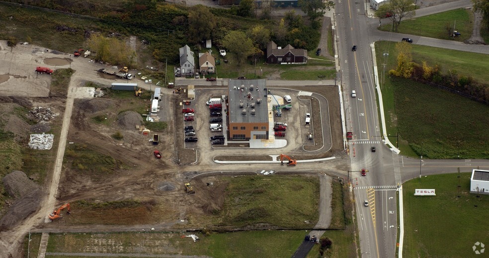 More Photos Of 1176 S Park Ave, Buffalo Medical For Sale