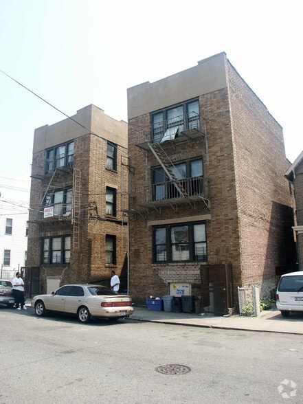 More Photos Of 864 E 221st St, Bronx Apartments For Sale