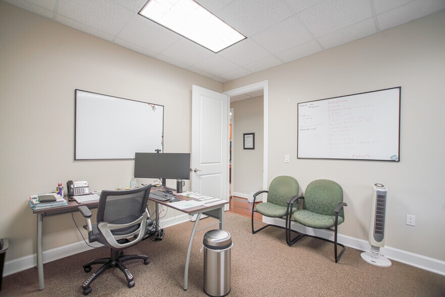 More Photos Of 16000 Park Ten Pl, Houston Office For Lease