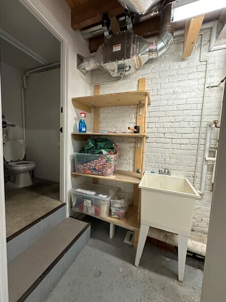 More Photos Of 94 Allen St, New York Storefront For Lease