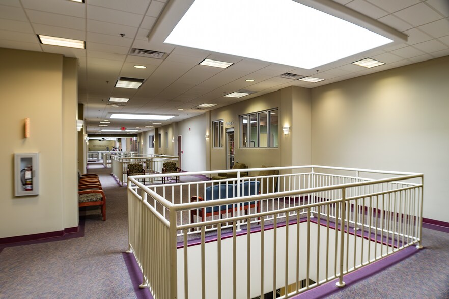 More Photos Of 2855 Miller Dr, Plymouth Medical For Lease