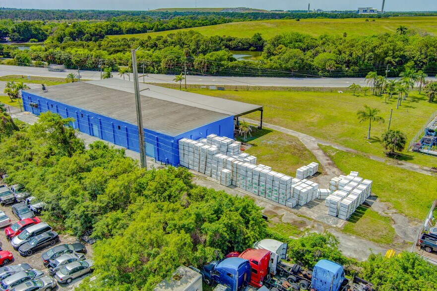 More Photos Of 7030 N Haverhill Rd, Riviera Beach Warehouse For Sale