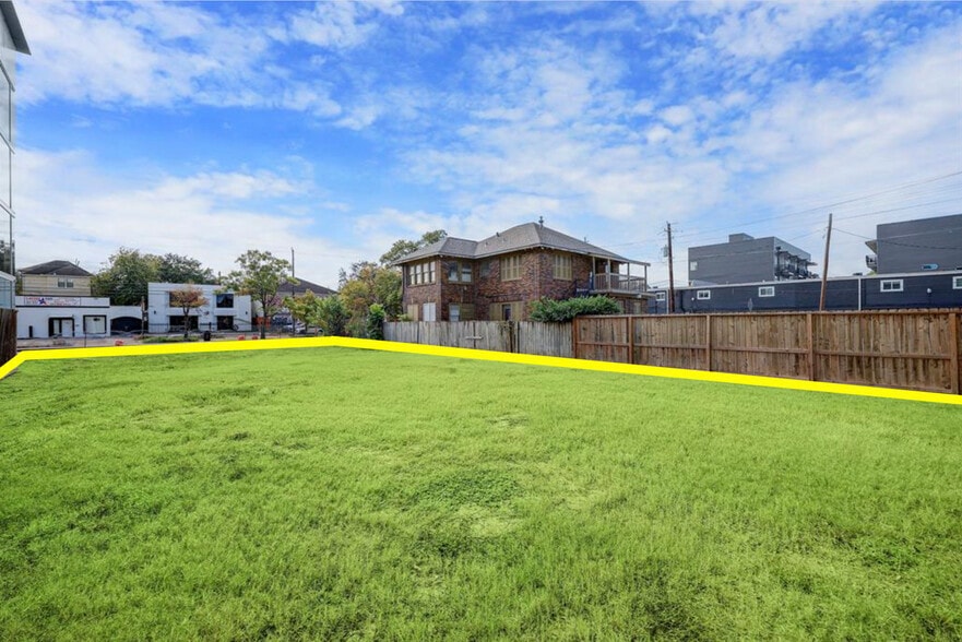 More Photos Of 1826 Richmond Ave, Houston Land For Sale