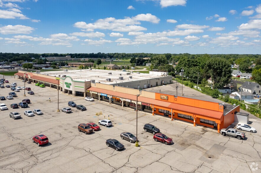 More Photos Of 4401 W Western Ave, South Bend General Retail For Lease