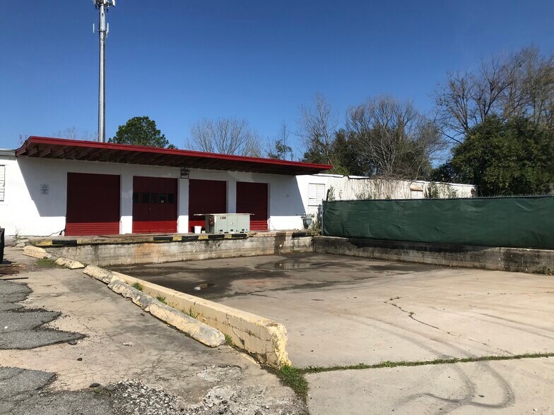 More Photos Of 100 Old West Lathrop Ave, Savannah Manufacturing For Lease