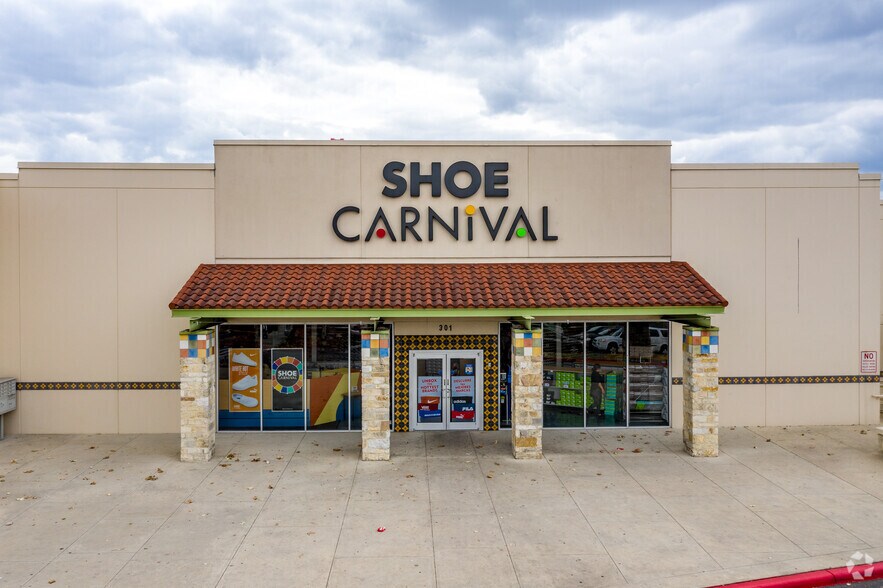 More Photos Of 4100 S New Braunfels Ave, San Antonio Unknown For Lease