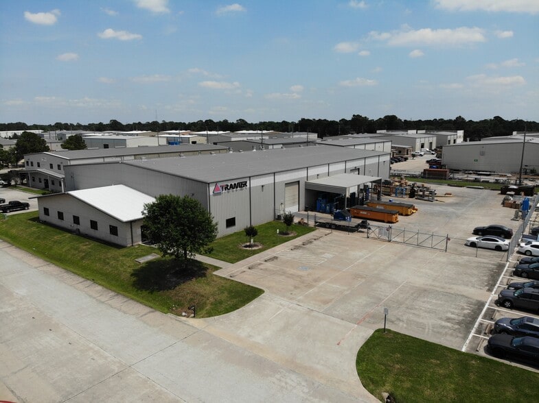 Primary Photo Of 6819 Willowbrook Park Dr, Houston Warehouse For Lease