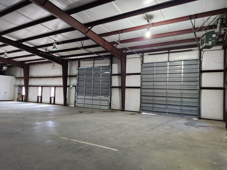 More Photos Of 721 E Gannon Ave, Zebulon Warehouse For Sale
