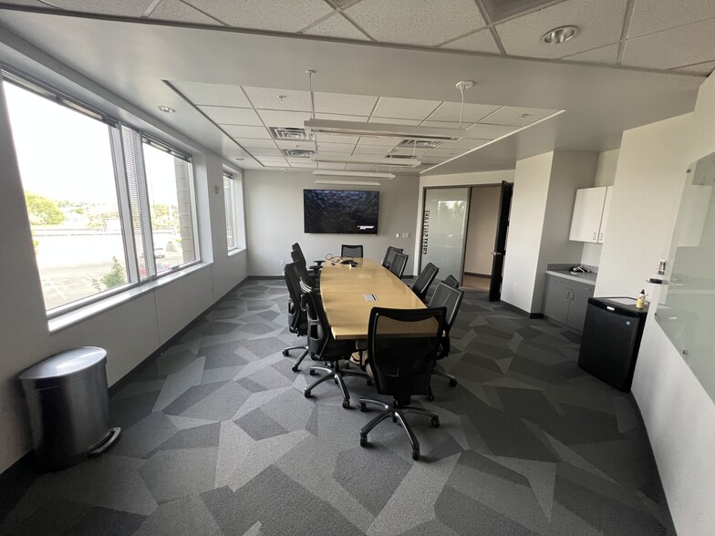 More Photos Of 10619 S Jordan Gtwy, South Jordan Office For Lease