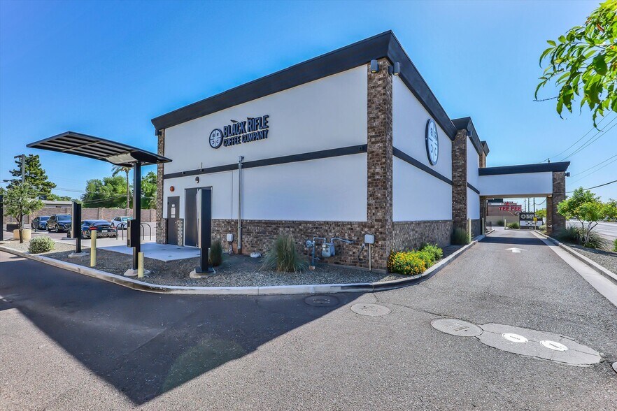 More Photos Of 4126 E Indian School Rd, Phoenix Fast Food For Lease