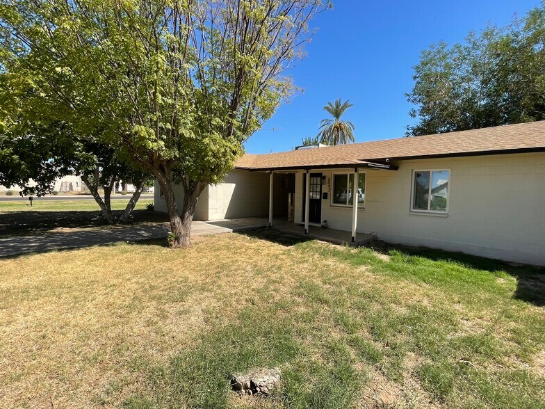 Primary Photo Of 5963 W Ocotillo Rd, Glendale Apartments For Sale