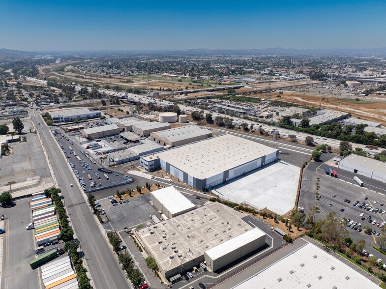 More Photos Of 357 N Covina Ln, City Of Industry Warehouse For Lease