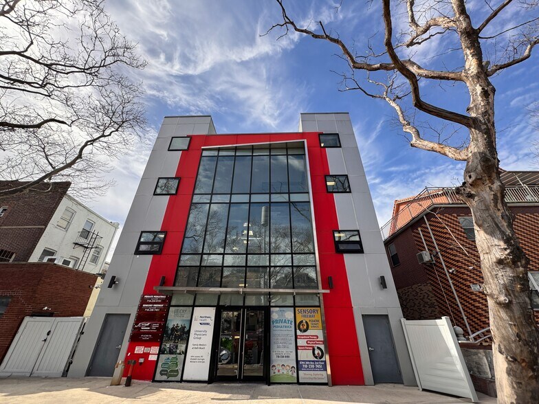 More Photos Of 8746 20th Ave, Brooklyn Medical For Lease