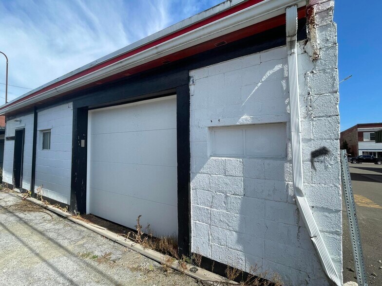 More Photos Of 99-101 Fraley st, Kane Flex For Sale