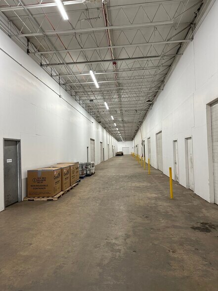More Photos Of 494-498 Lower Fricks Lock Rd, Pottstown Warehouse For Lease