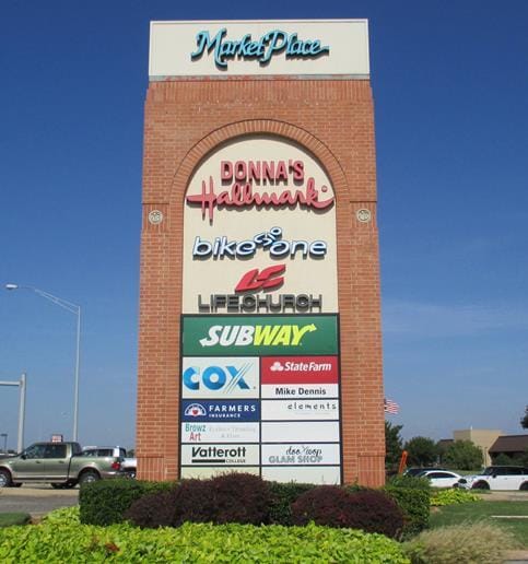 More Photos Of 5511-5559 NW Expressway St, Oklahoma City Unknown For Lease