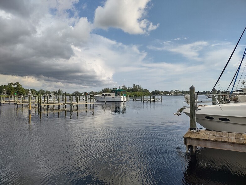 More Photos Of 507 Anclote Rd, Tarpon Springs Land For Sale