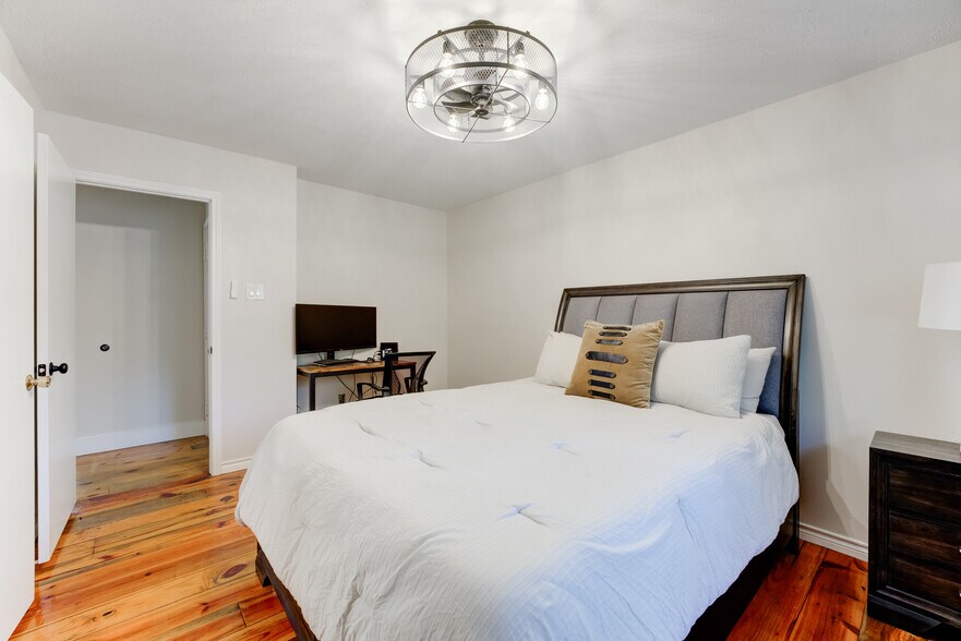 More Photos Of 19323 Belleau Wood Dr, Humble Flex For Sale
