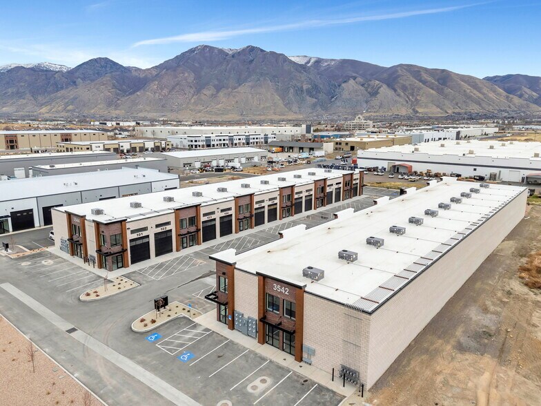 More Photos Of 3542 N Main St, Spanish Fork Warehouse For Lease