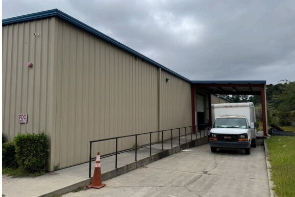 More Photos Of 3015 Bashor Rd, Conway Warehouse For Lease