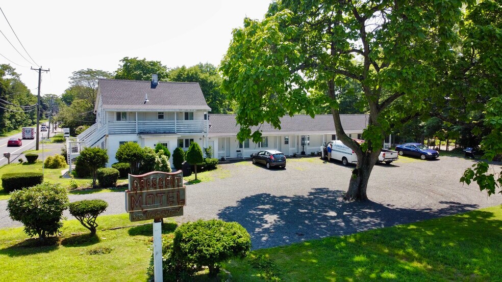 More Photos Of 60 Boston Post Rd, Madison Storefront Retail Office For Sale