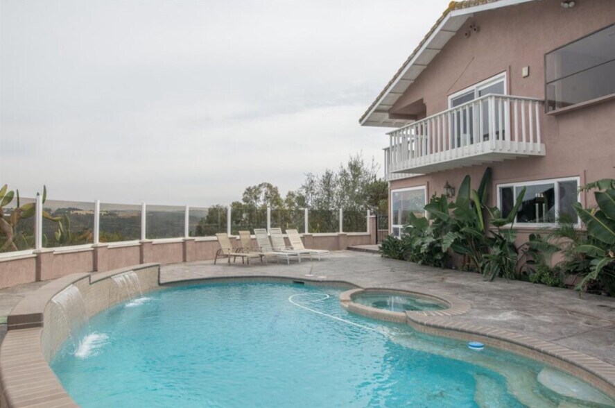 More Photos Of 12212 Old Stone Rd, Poway Assisted Living For Lease