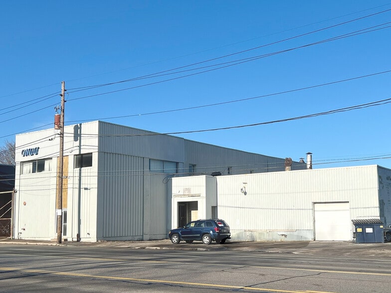 More Photos Of 1040 W 12th St, Erie Manufacturing For Sale