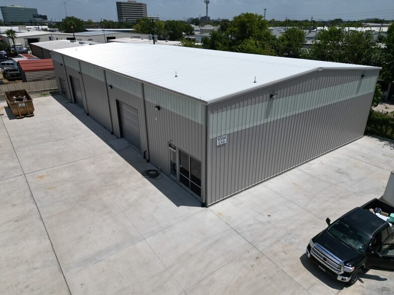 More Photos Of 9334 Ronda Ln, Houston Industrial For Lease