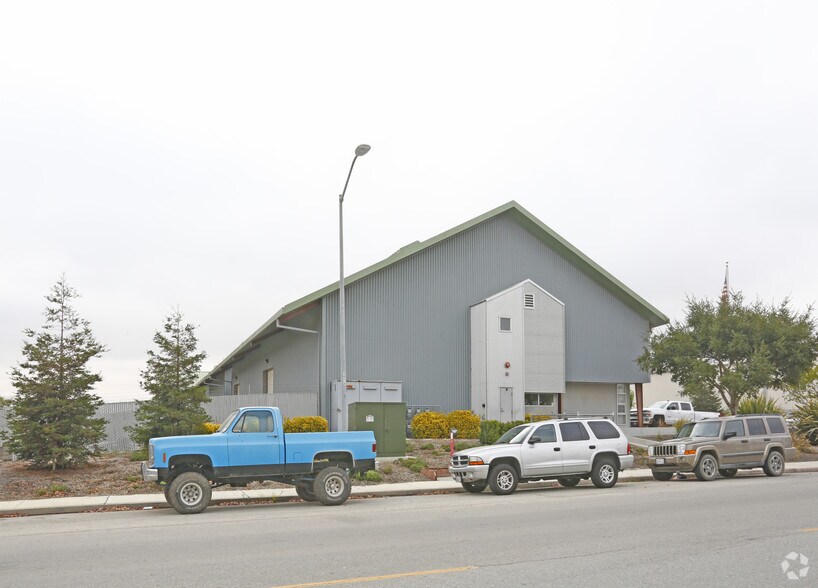 More Photos Of 1803 Shelton Way, Hollister Light Manufacturing For Lease