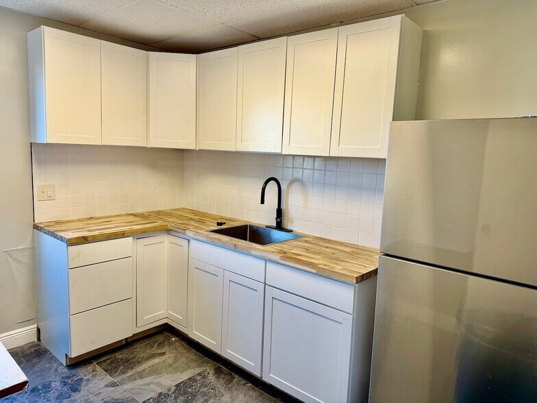 More Photos Of 2455 Stanley Ave, Dayton Freestanding For Lease