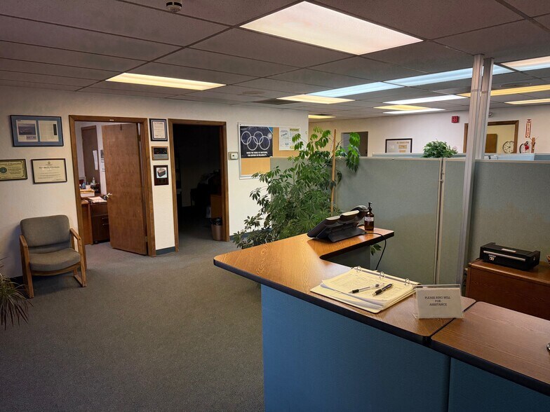 More Photos Of 400 Hot Springs Rd, Carson City Freestanding For Lease