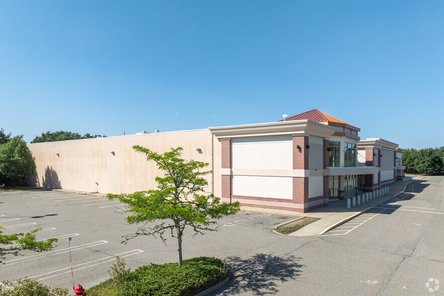 Primary Photo Of 341 Plymouth St, Halifax General Retail For Sale