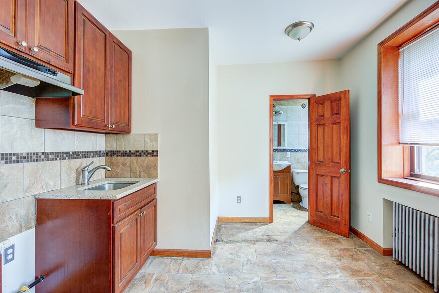 More Photos Of 1701 Gates Ave, Ridgewood Apartments For Sale