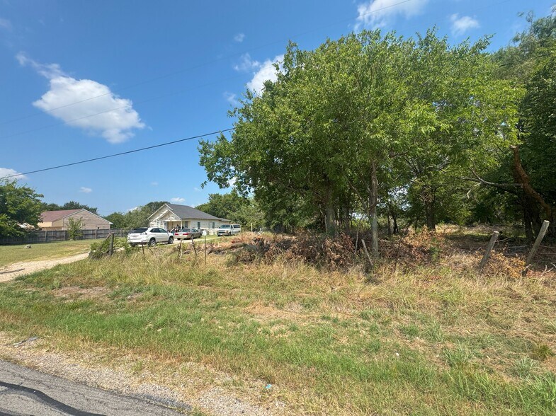 More Photos Of 5928 Fair Rd, Kaufman General Retail For Sale