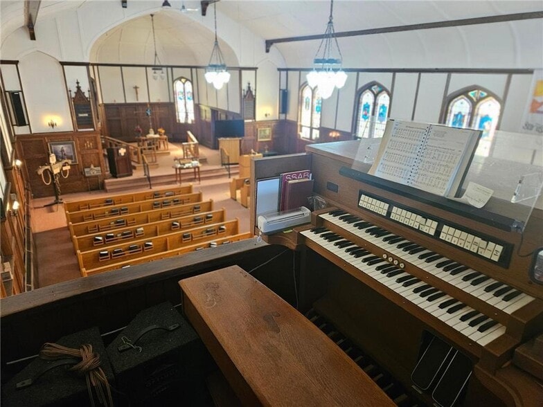 More Photos Of 113 Main St W, Milltown Specialty For Sale