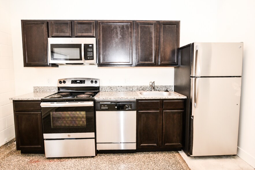 More Photos Of 615 Ferry St, Lafayette Apartments For Sale
