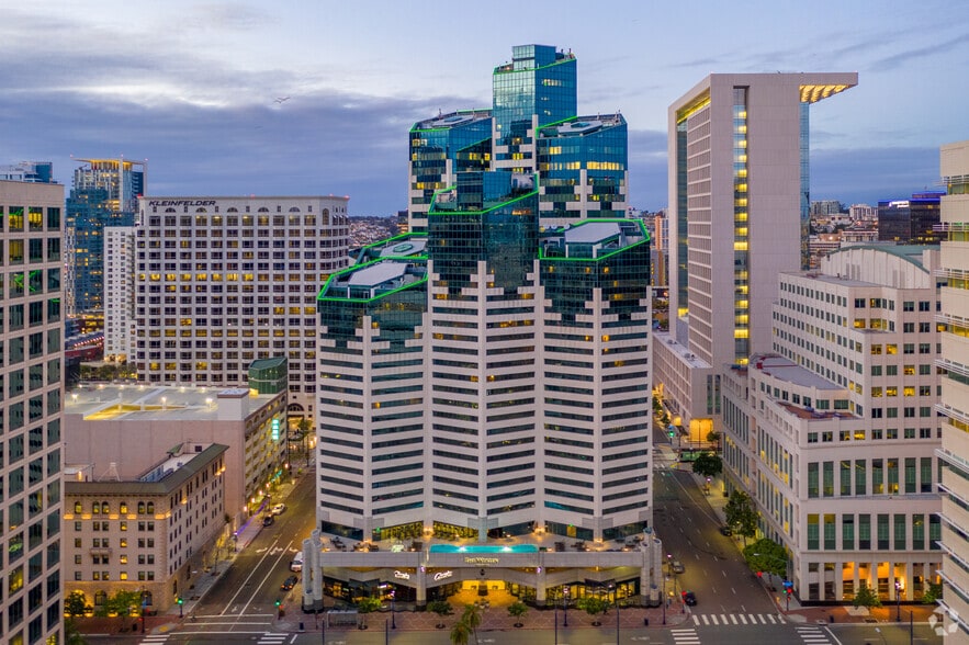 More Photos Of 402 W Broadway, San Diego Office For Lease