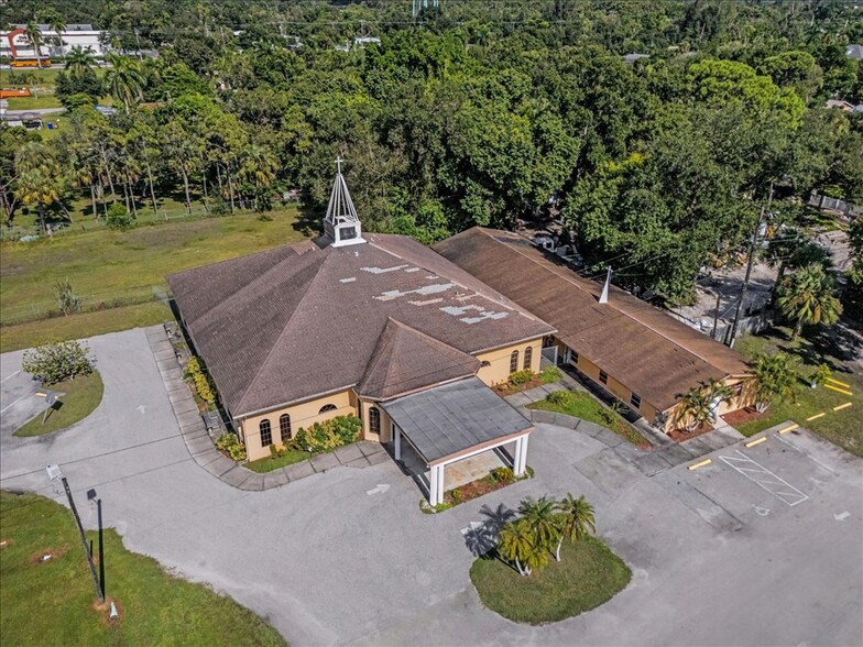 More Photos Of 4630 Palm Beach Blvd, Fort Myers Religious Facility For Sale