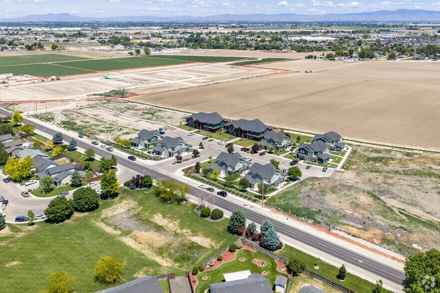 More Photos Of 5018 Hamlet Ln, Caldwell Apartments For Sale