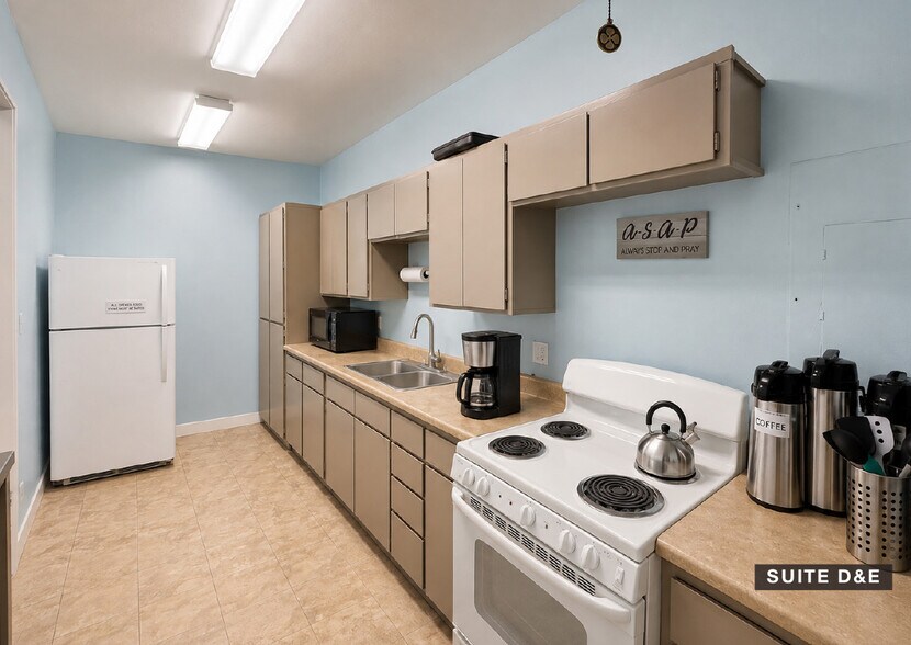 More Photos Of 1342 E Old Highway 66, Tijeras Storefront Retail Office For Sale