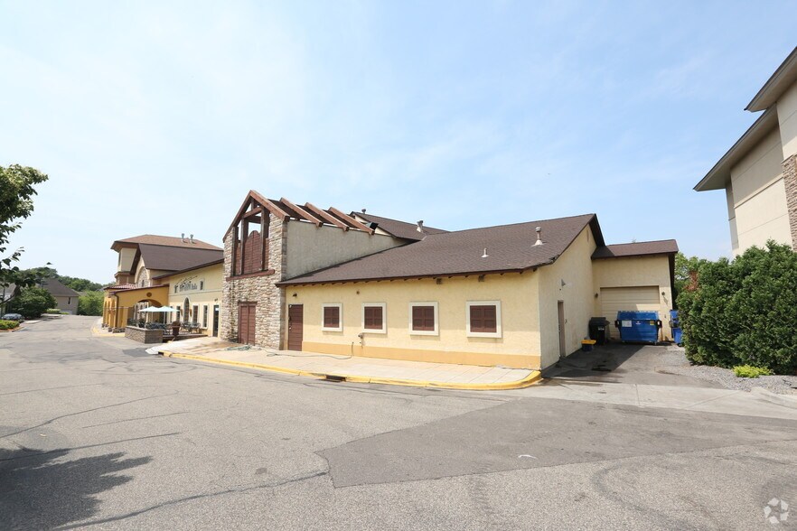 More Photos Of 981 Sibley Memorial Hwy, Lilydale Restaurant For Sale