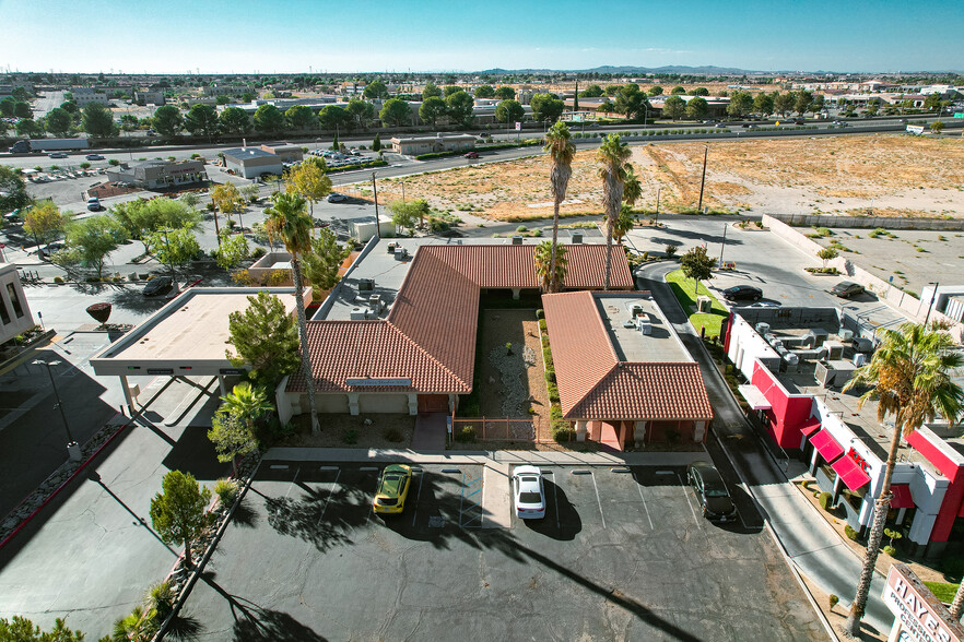 Primary Photo Of 14270 7th St, Victorville Office For Sale