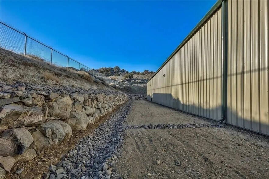 More Photos Of 60 Cygnet Dr, Mound House Industrial For Lease